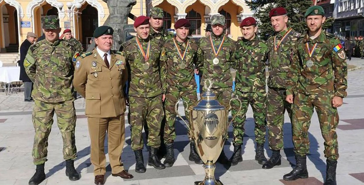 Elita parașutismului românesc la exercițiul cu trupe în teren „Memorial General-maior Grigore Baștan”