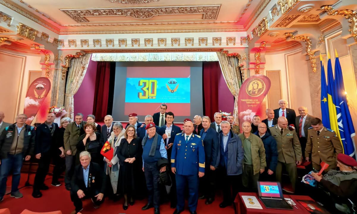 104 ani de la nasterea primului general  parasutist din Armata Romana!